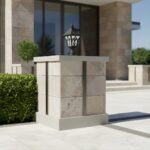 Victorian Design Outdoor Regal Gate Light