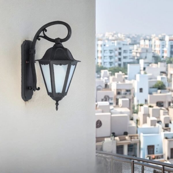 Titan Wall Light