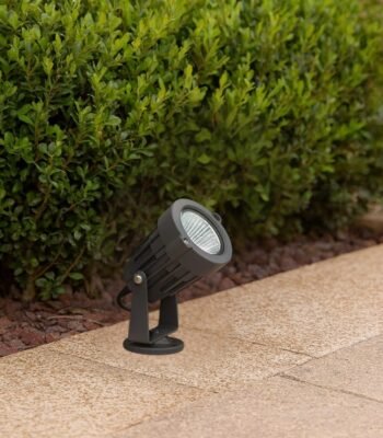 ul 106 spot light day view