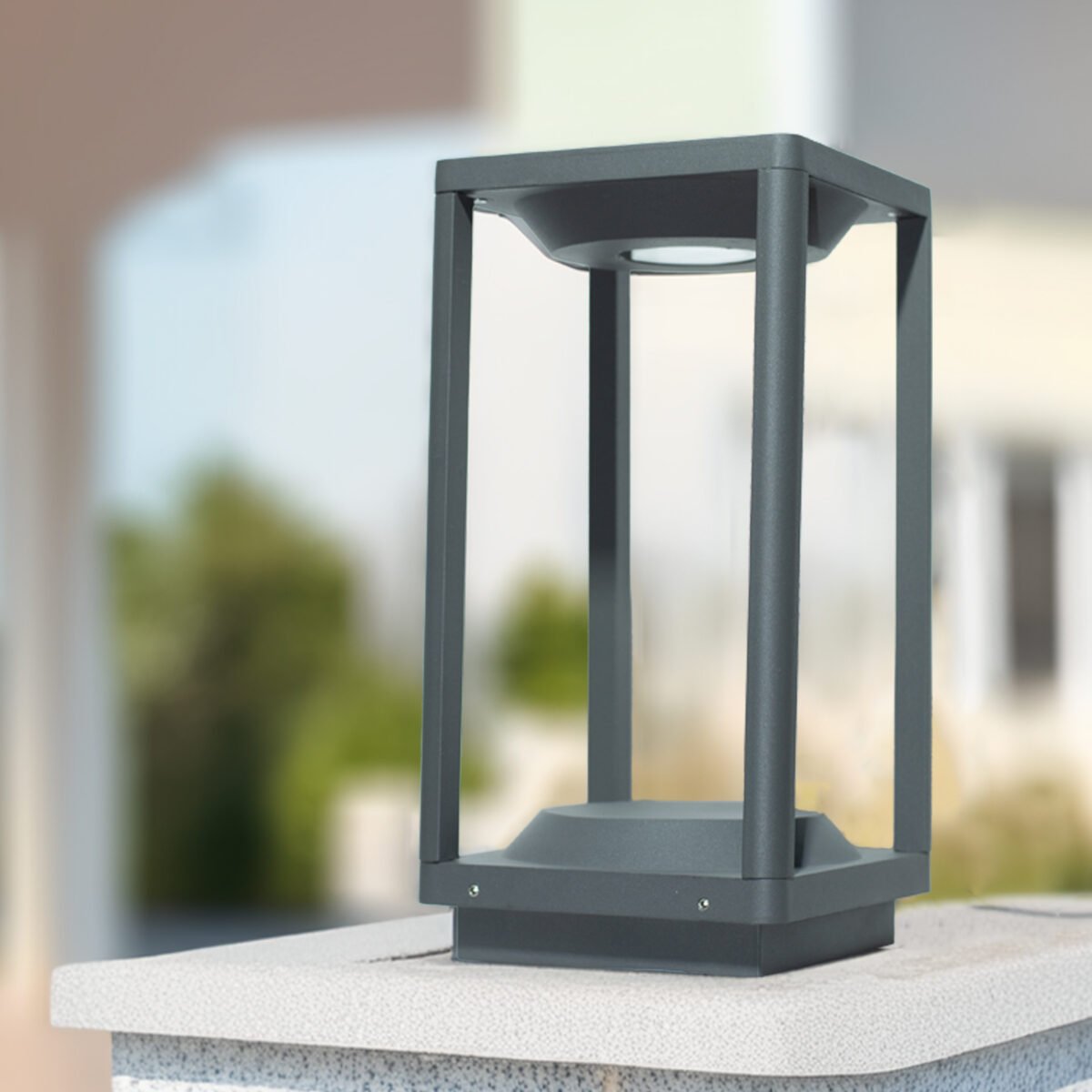 celeste sleek gate light scaled