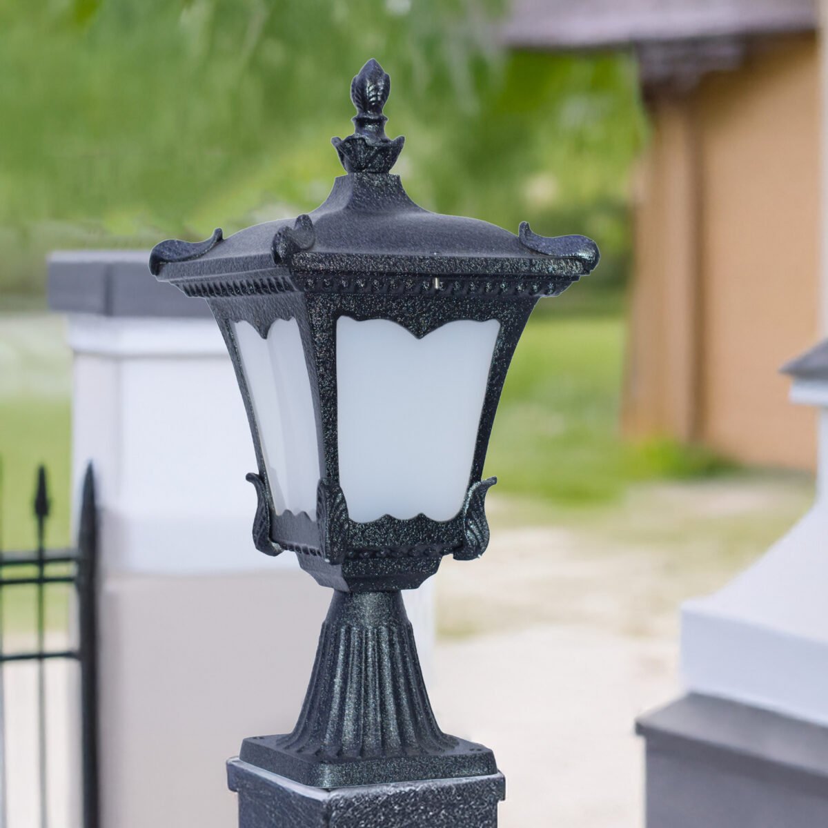 parrot gate light scaled